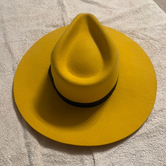 Charlie 1 Horse Yellow Wool Western Hat with Black Band Size Small - Picture 7 of 16